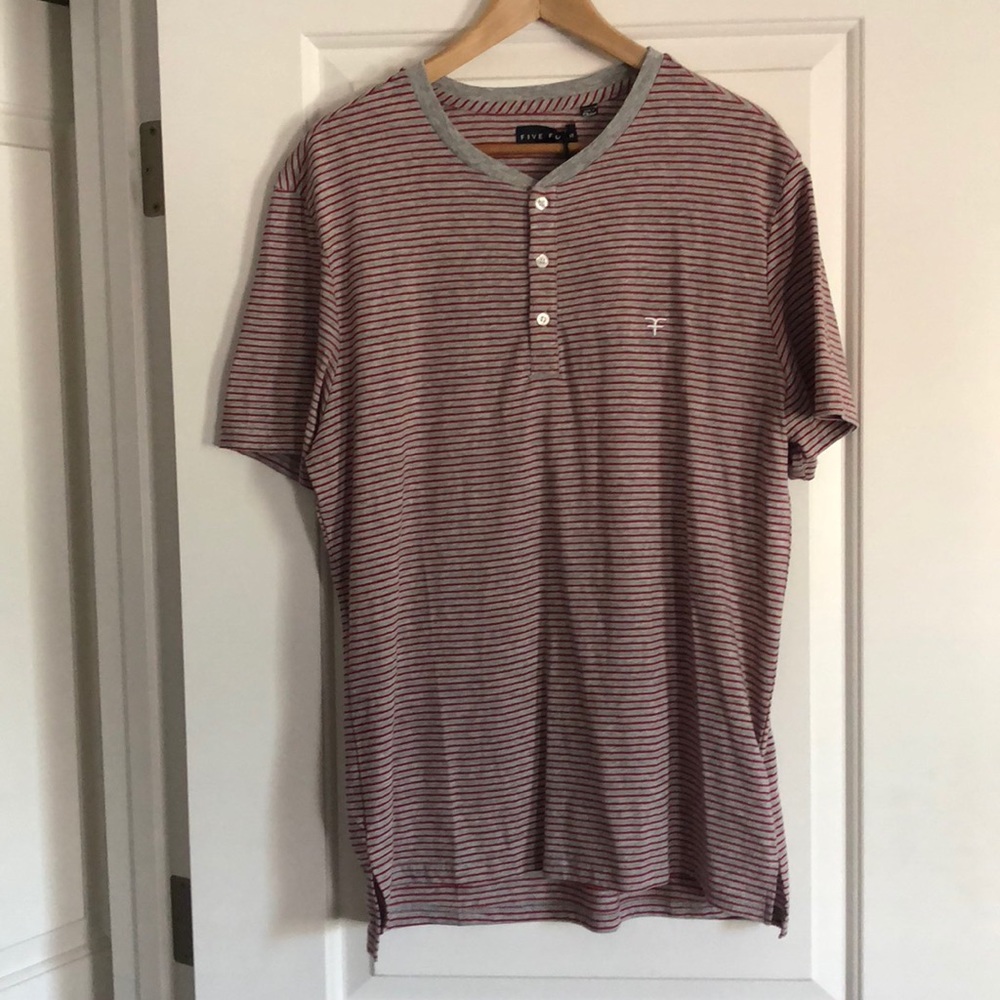 Five Four member exclusive short sleeve henley